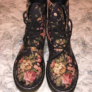 women’s floral Dr. Marten’s / Doc Martens